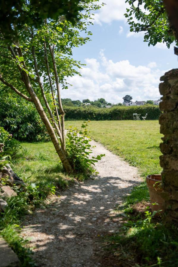 Ty Monde - Chambres D'Hotes En Finistere Poullaouen Eksteriør bilde